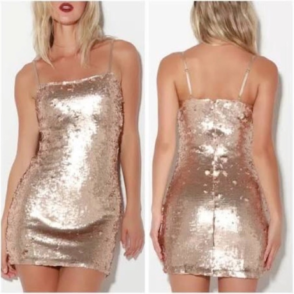 NWT Lulu's Top of the Hour Rose Gold Sequin Mini Dress